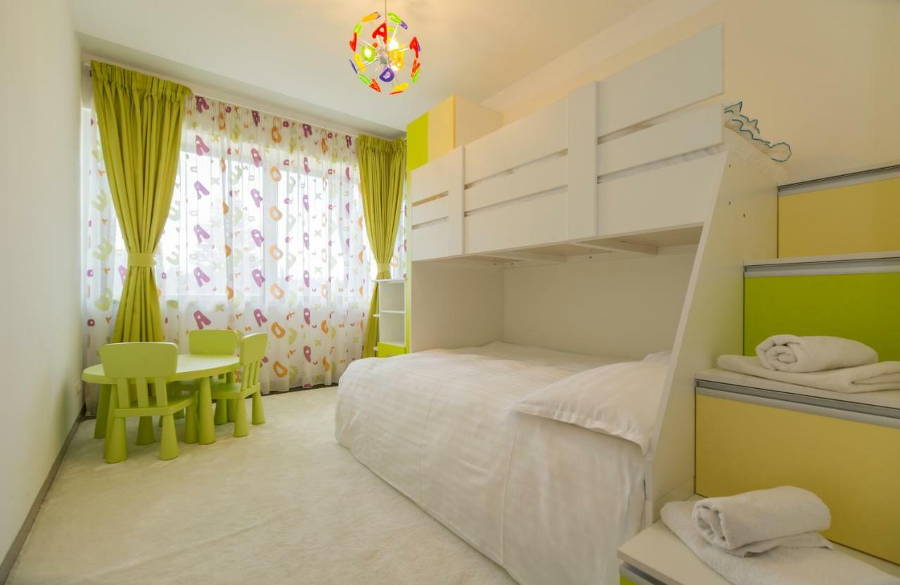 Family Apartment In Silver Mountain Resort Poiana Braşov Dış mekan fotoğraf